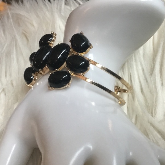 Vintage Gold Black Bead Hinged Bracelet - Picture 4 of 7